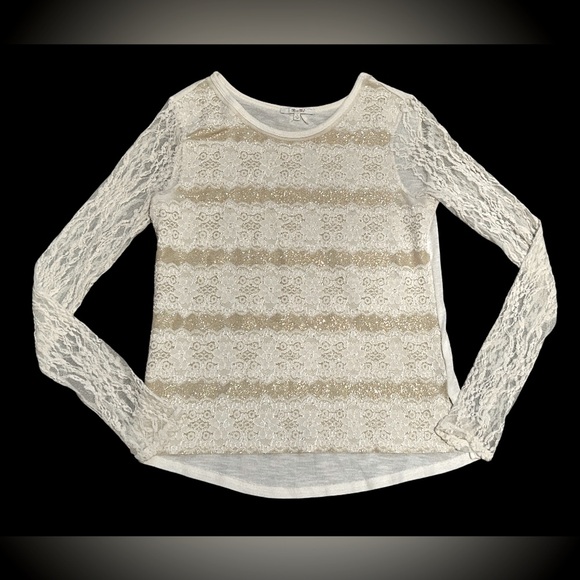 MISS ME LACE AND SPAKLE TOP - Picture 1 of 7